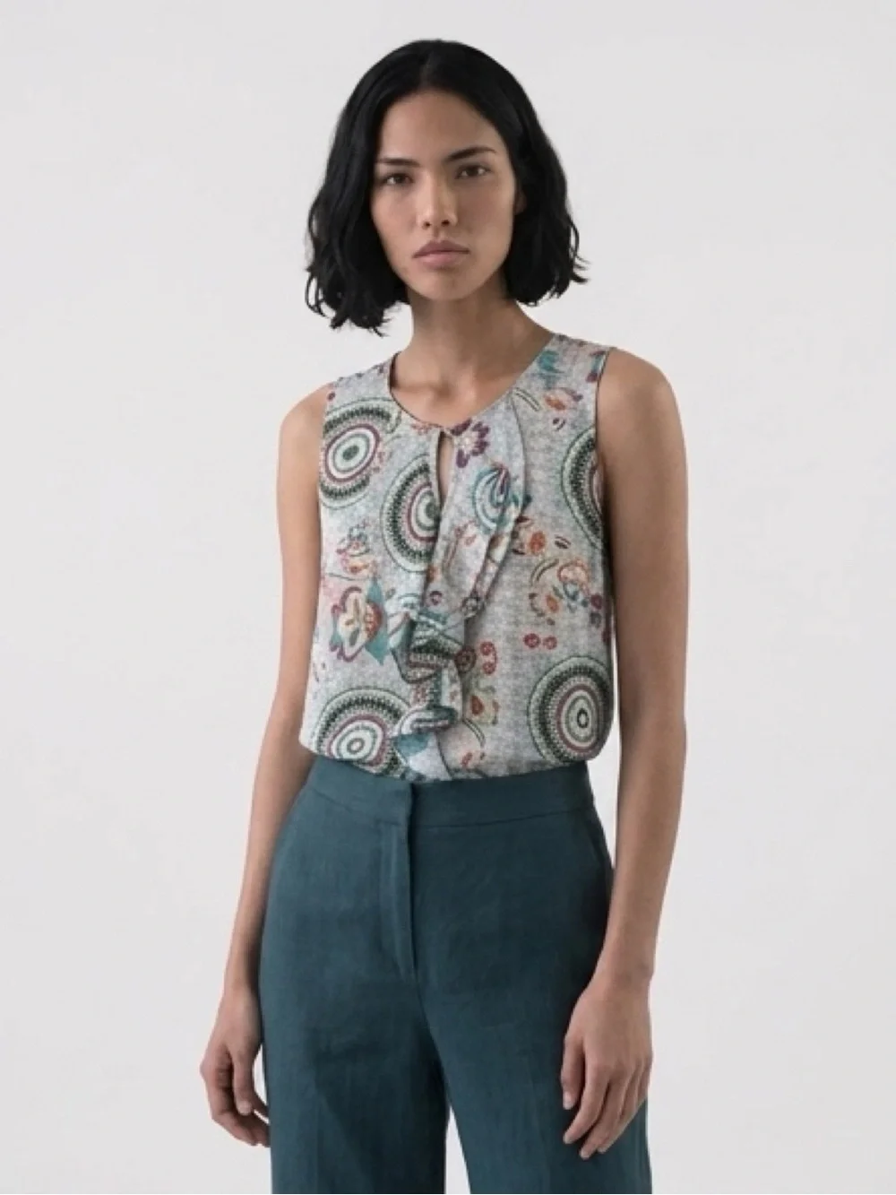 DR2 Asymmetrical hem blouse sleeveless‎ Y2K Whimsigoth bohemian